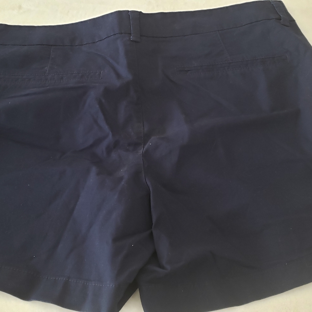 Old Navy shorts - Picture 3 of 3